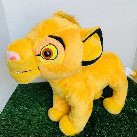 talk and roar simba
